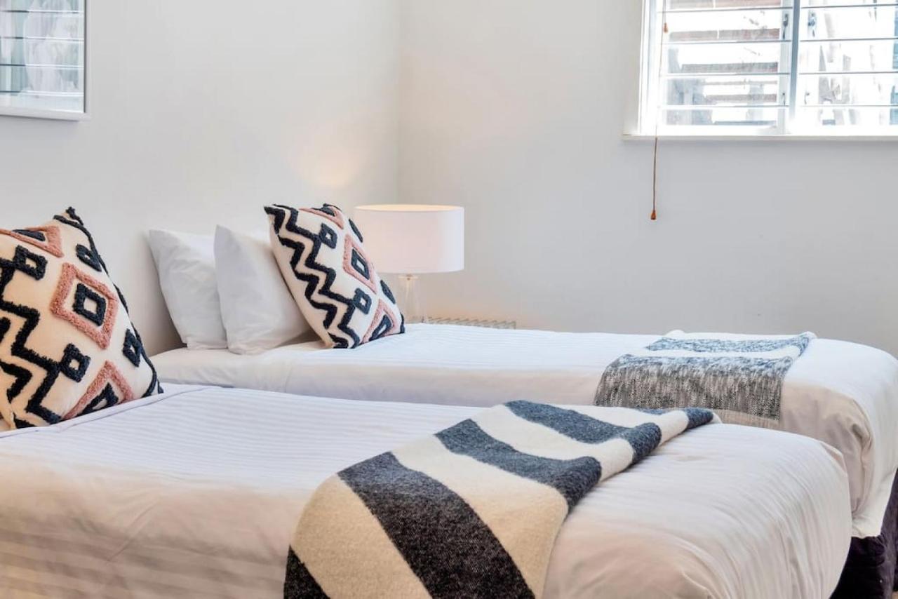 Spacious 2Br Near Westfield Newmarket أوكلاند المظهر الخارجي الصورة